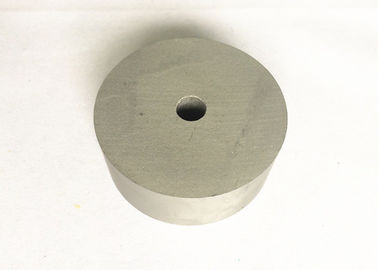 O tampão de parafuso de grande resistência que forma o carboneto de tungstênio morre cobalto do WC de YG11 YG15 YG20