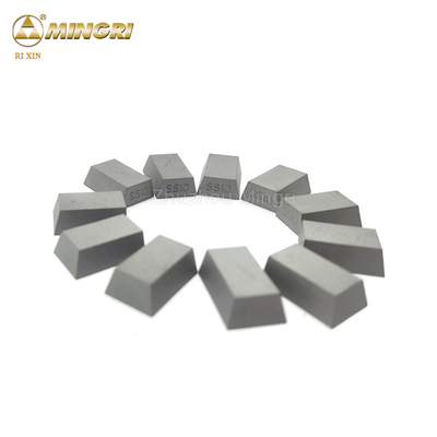 Materiais primários virgens Tipos de corte de pedra de carburo de tungstênio SS10 para longa vida útil e propriedades estáveis de grau YG10C