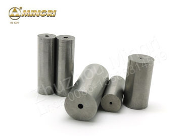 Forjamento do ajuste da inserção do dado da ferramenta de carboneto do tungstênio que dirige o aparamento que carimba moldes de pressão